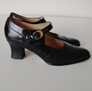Liz Claiborne Embossed Leather Block Heel Mary Jane Pumps Black Gold Classic 8.5